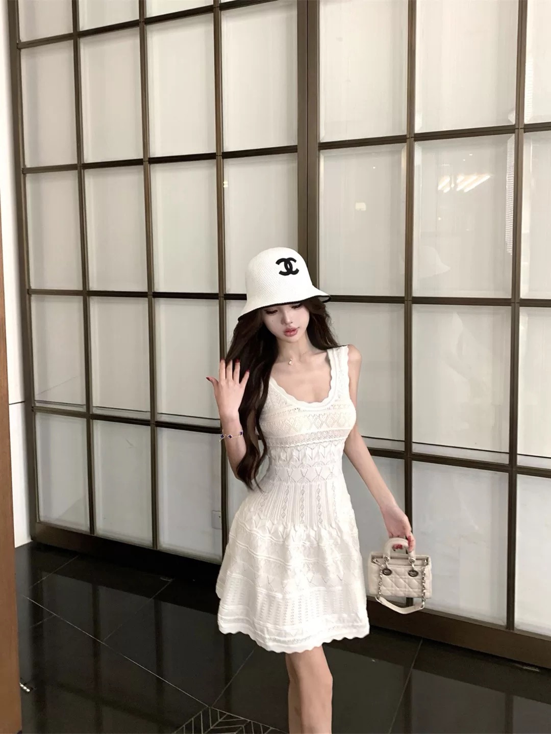 Making an entrance dress KD259 image