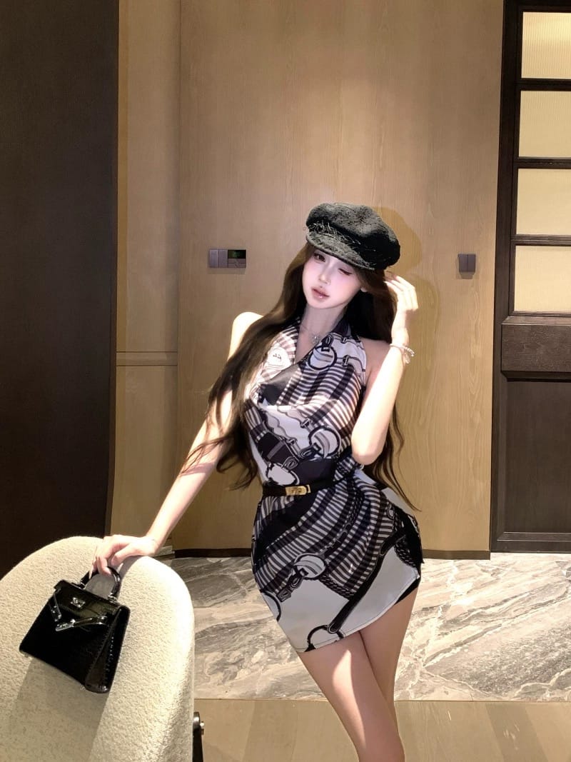 Snatched up dress & belt CD268 image