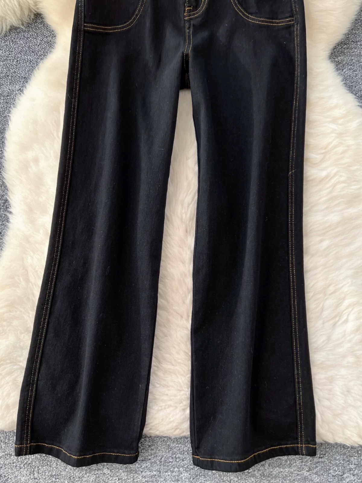 Apologies in cash jeans JN119 image