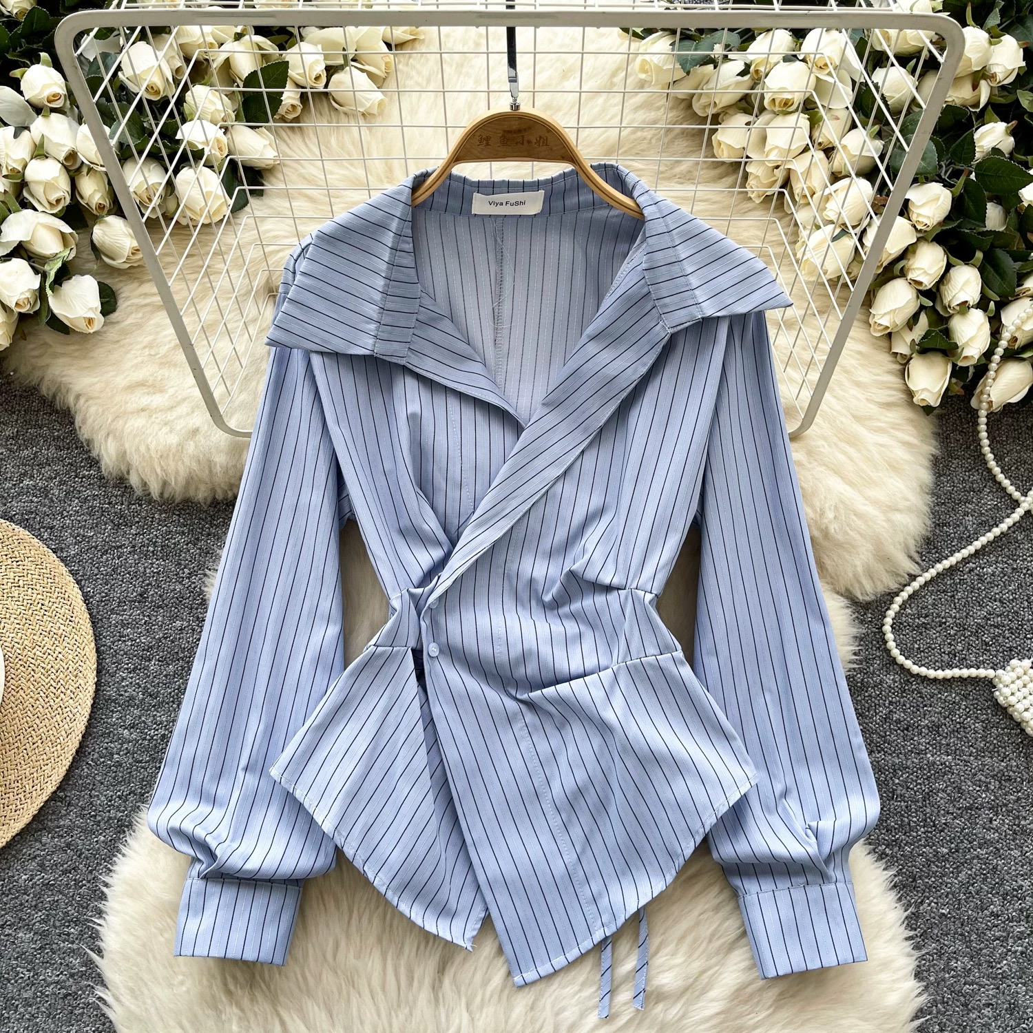 Royal on vacay shirt SH123 image