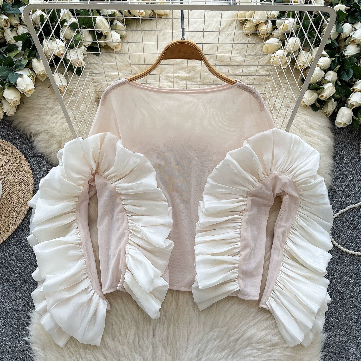 Weekend activity top FTO198 image