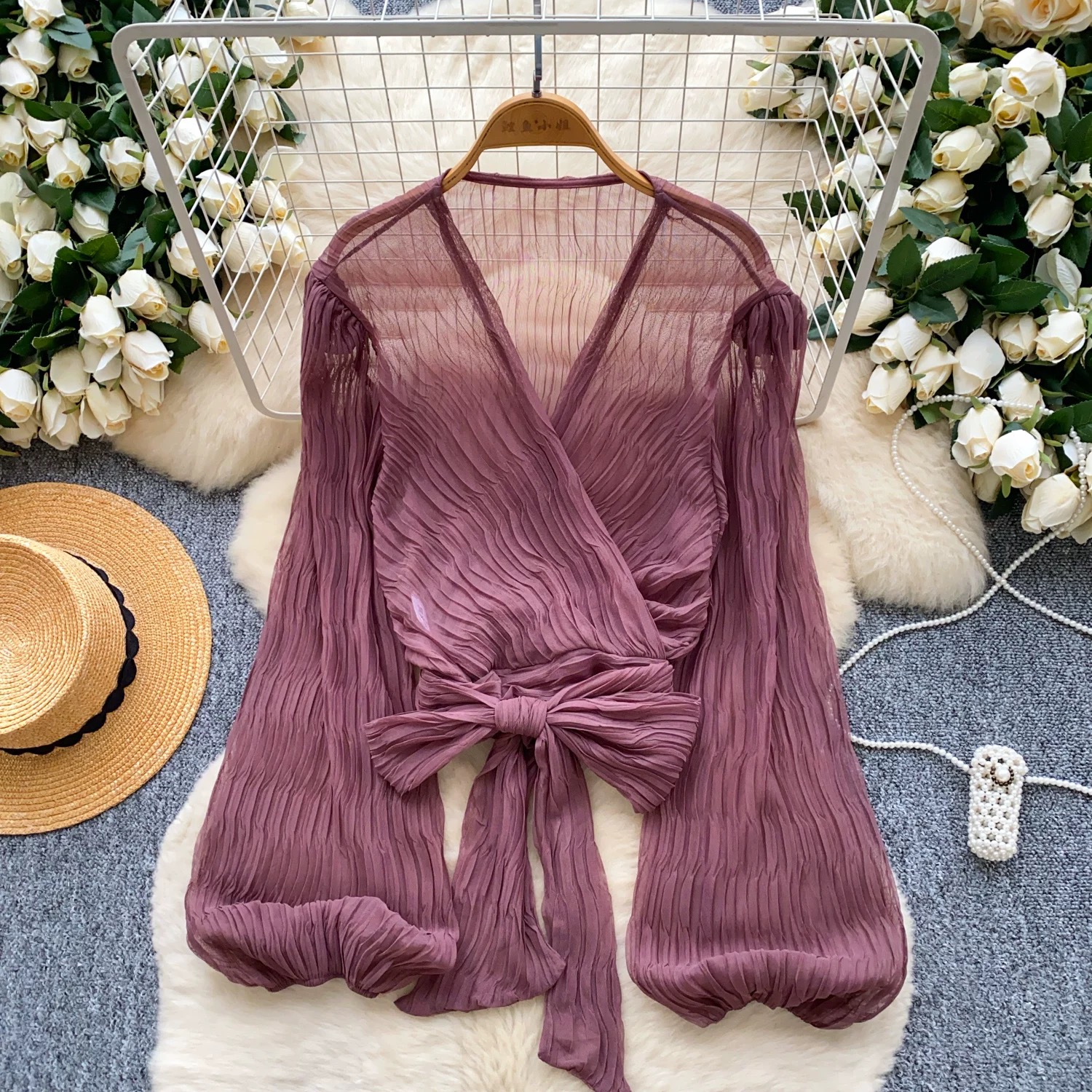 No strings attached top CTO945 image