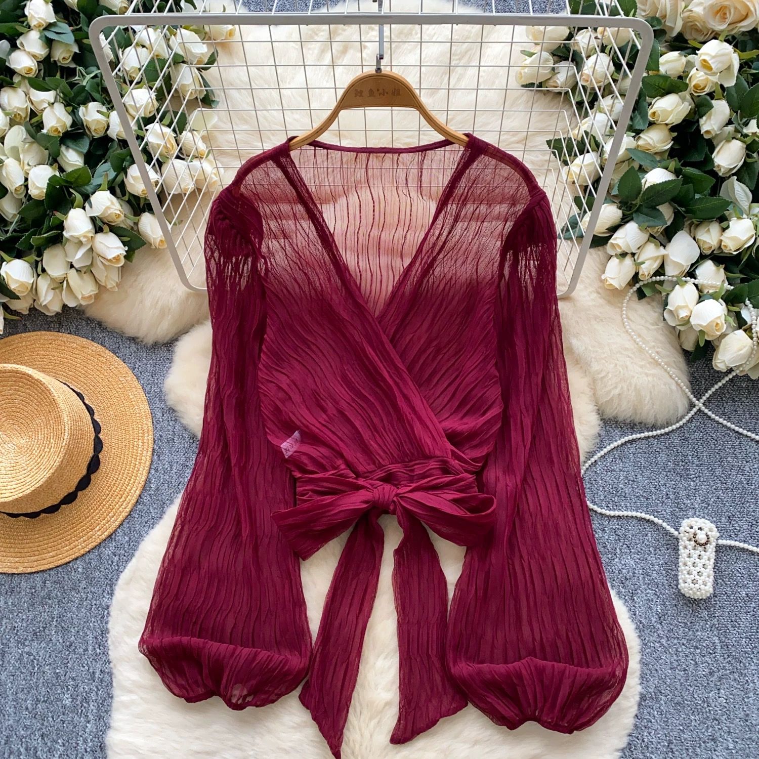 No strings attached top CTO945 image