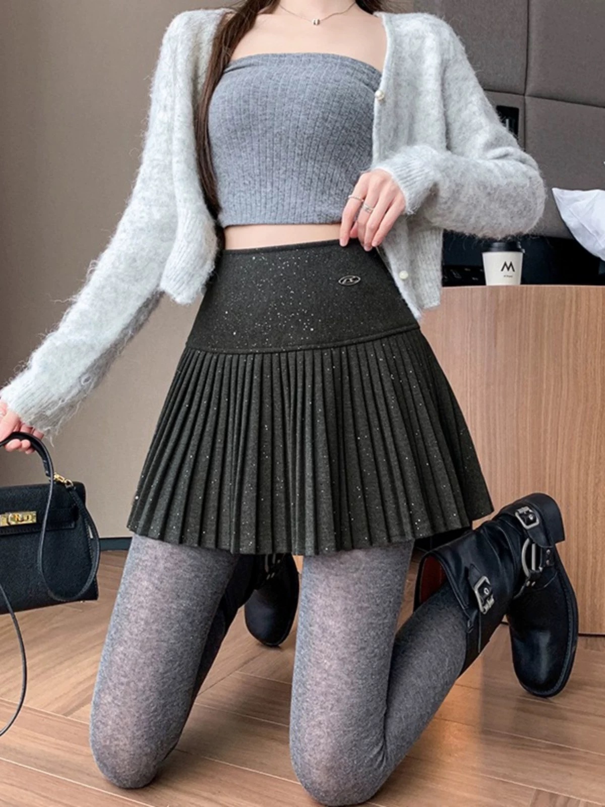 Wonderful feeling skirt CS209 image