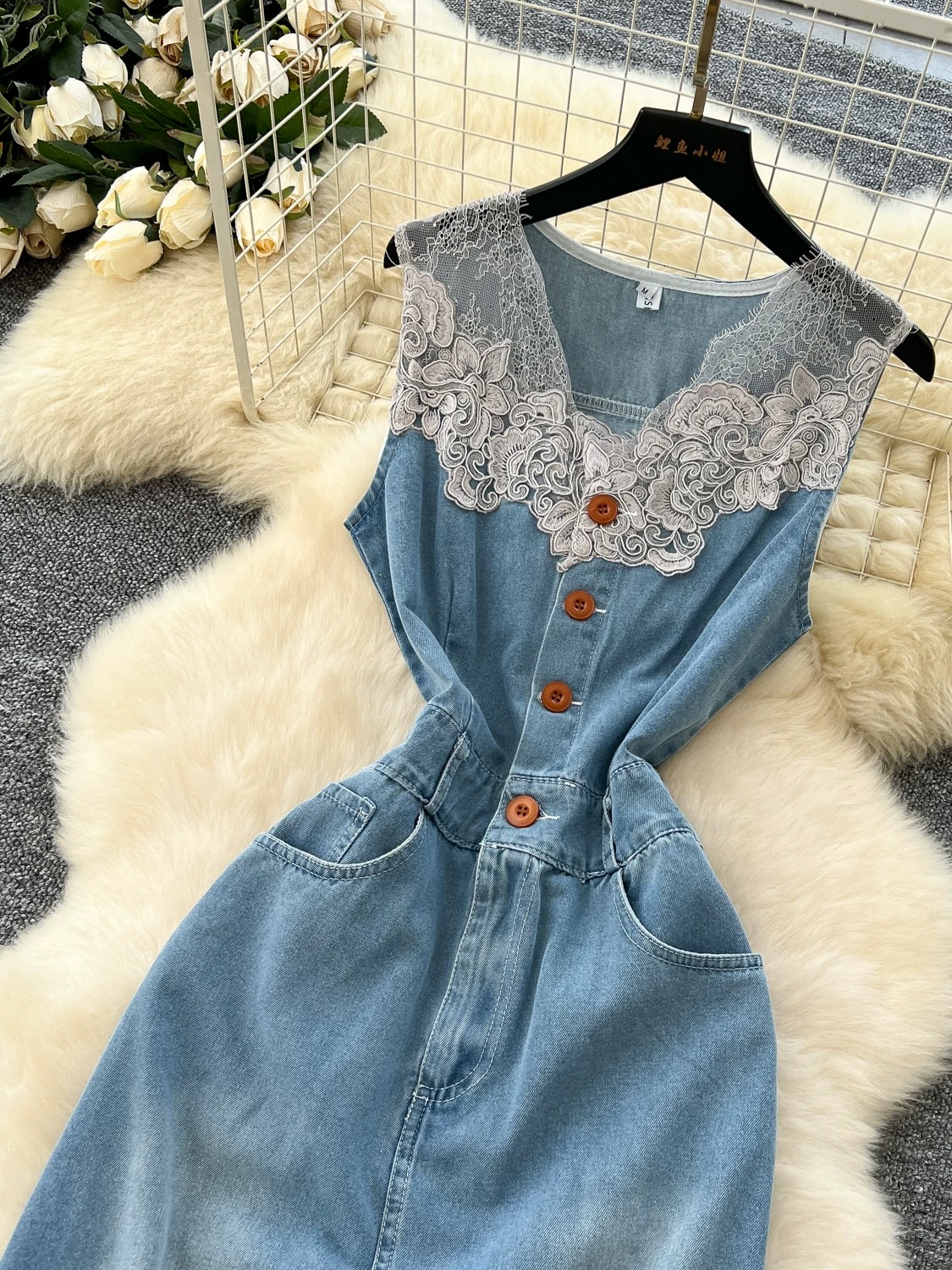 No one like me dress DD42 image