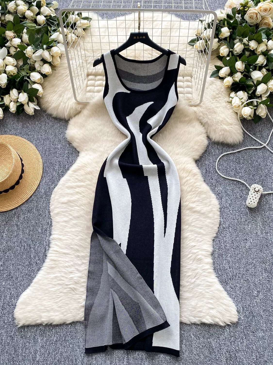 Cherry bomb knitted Dress KBC165 image