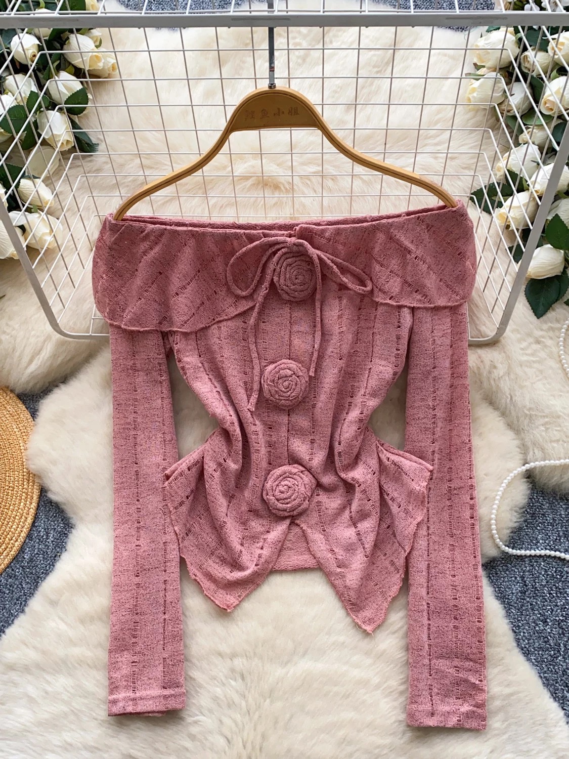 Fuzzy feeling top CTO949 image