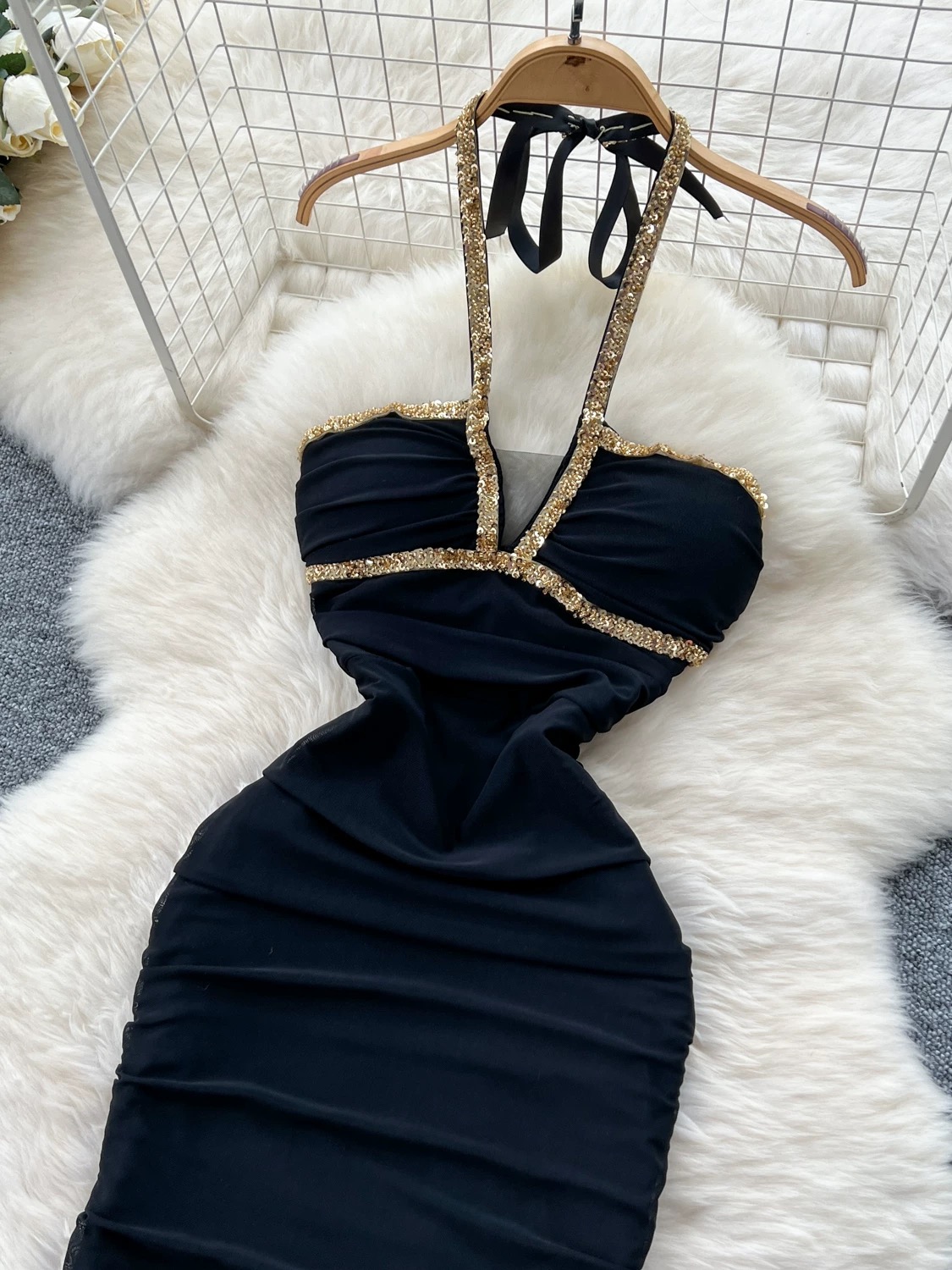 Ginny & Georgia dress CBC1090 image