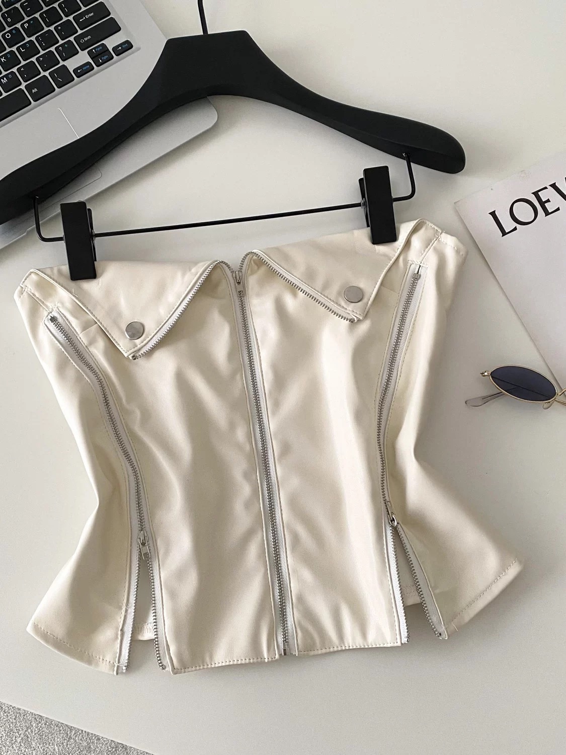 High expectations leather top CTO934 image