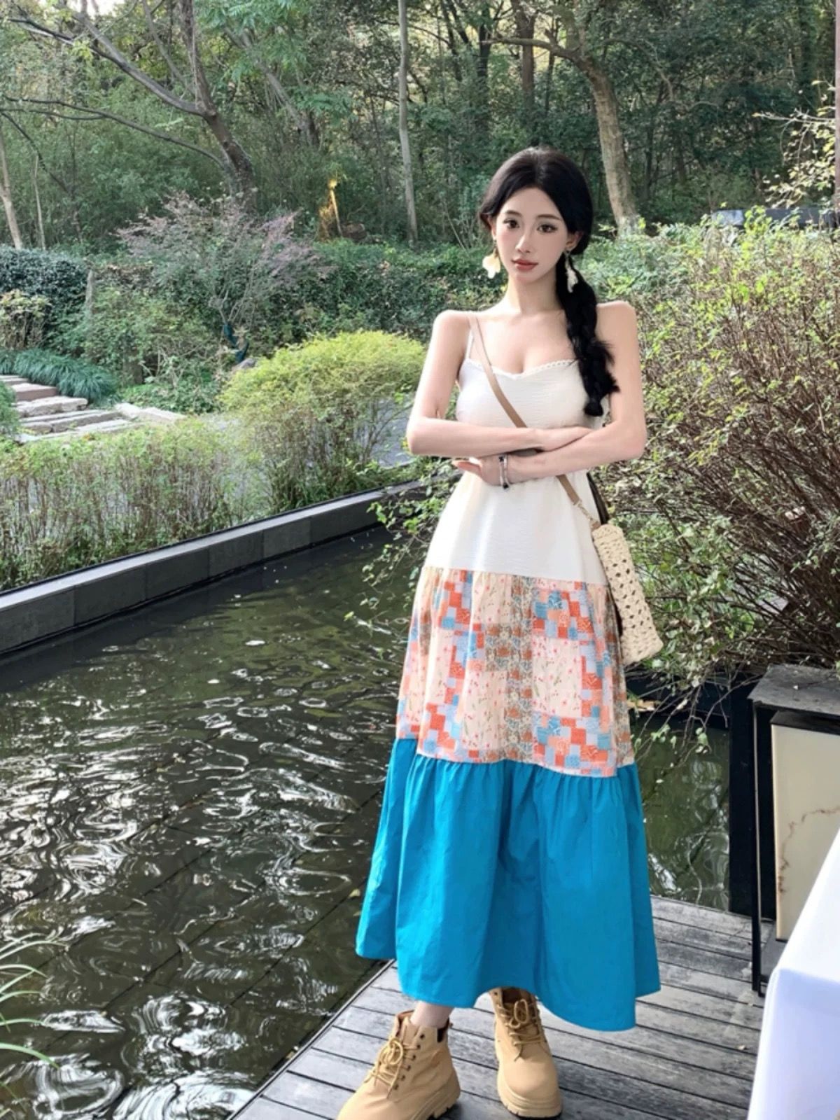 Queen of wonderland dress CD2013 image