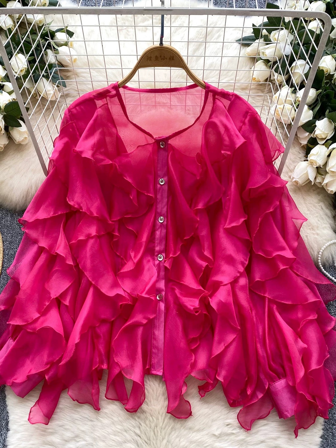 A hot babe blouse BE370 image