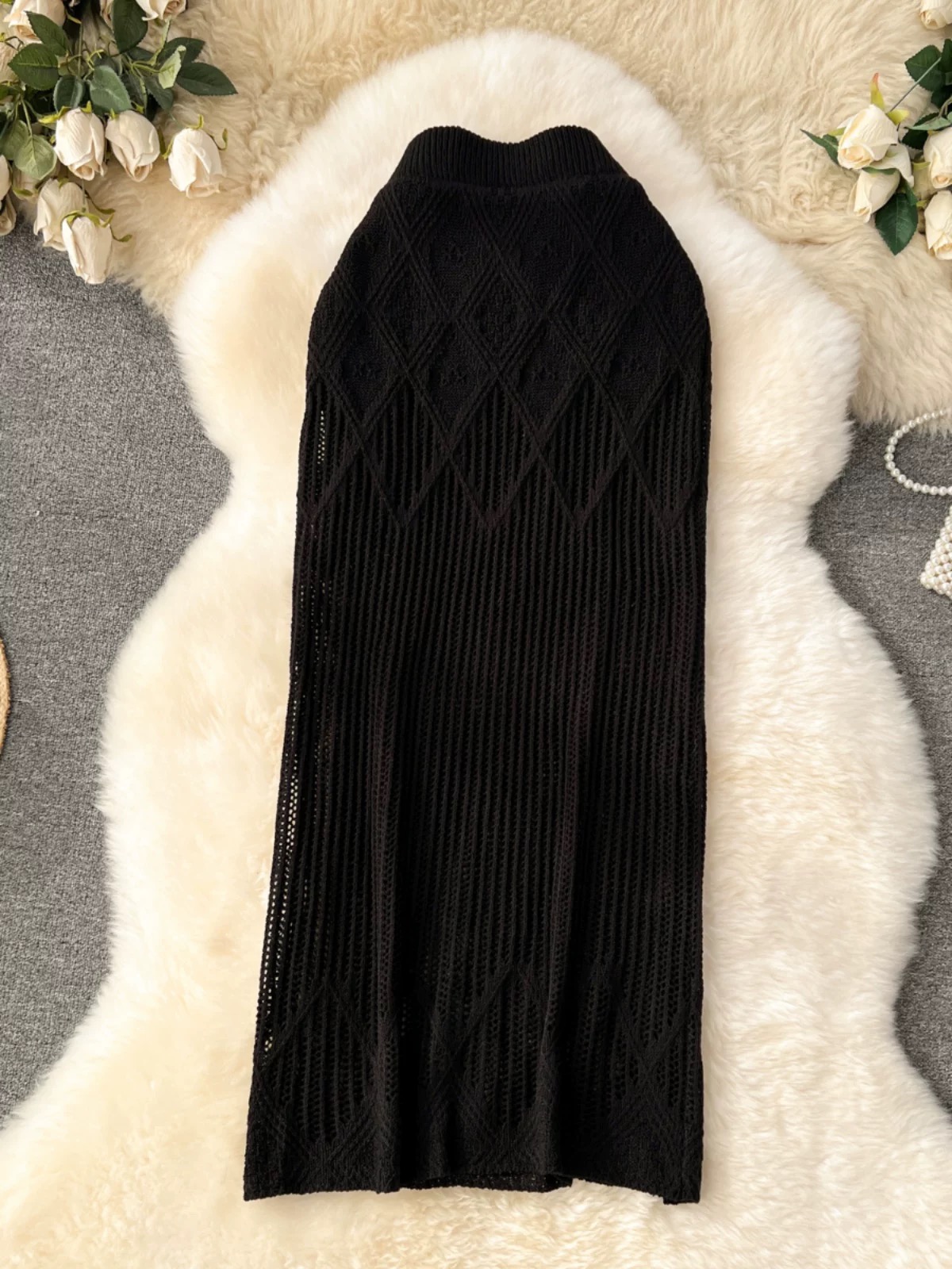 Billionaire on a yacht skirt CS193 image