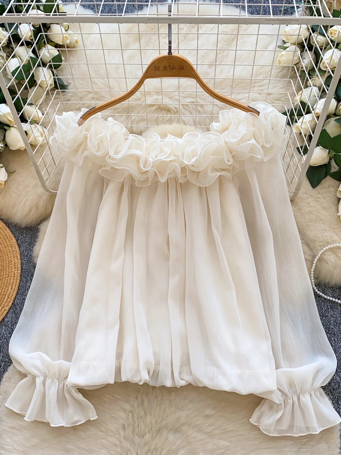 Bidding my time blouse BE431 image