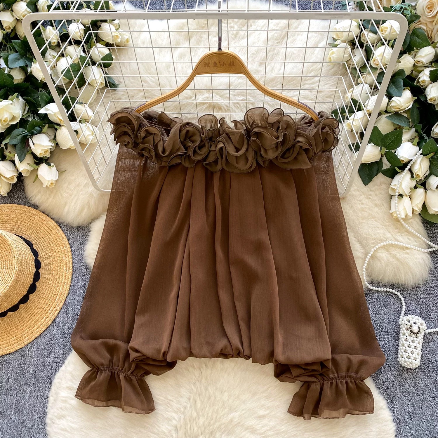 Bidding my time blouse BE431 image