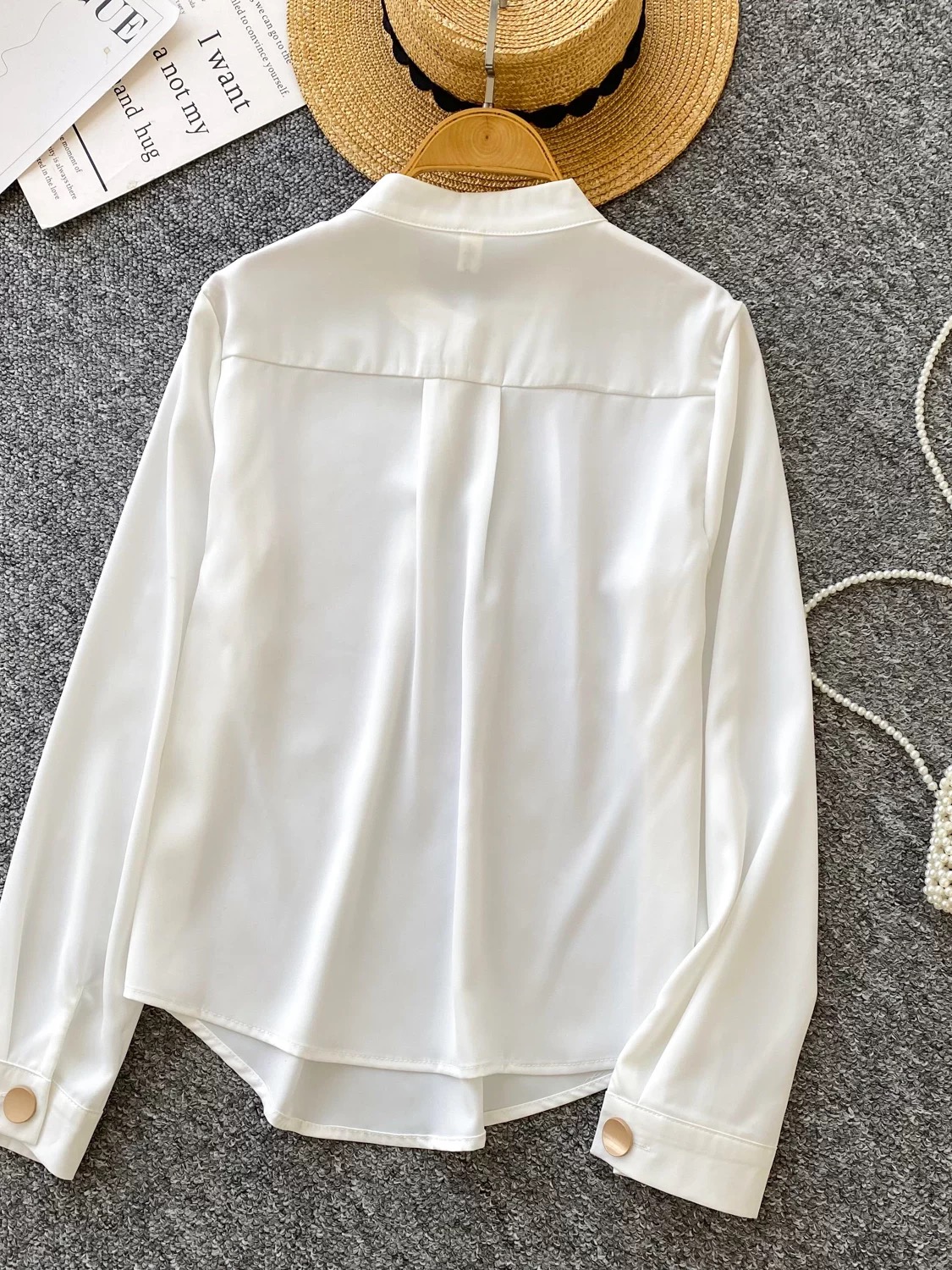 Your must have blouse BE424 image