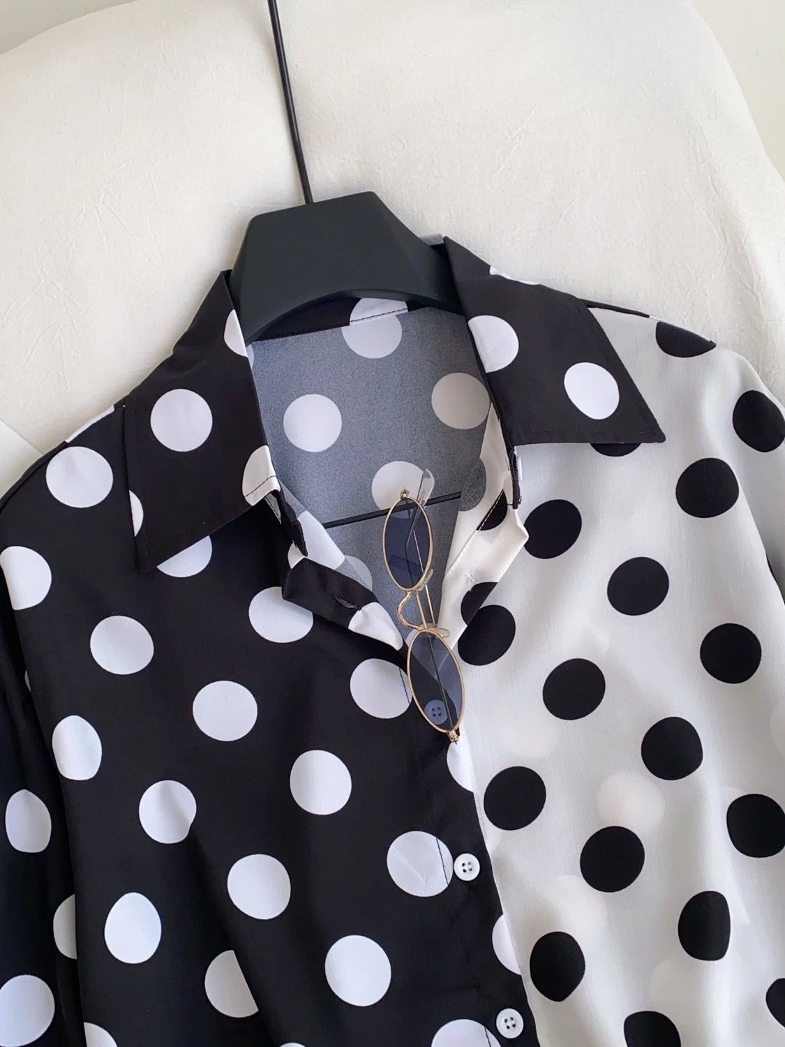 One more kiss blouse BE417 image