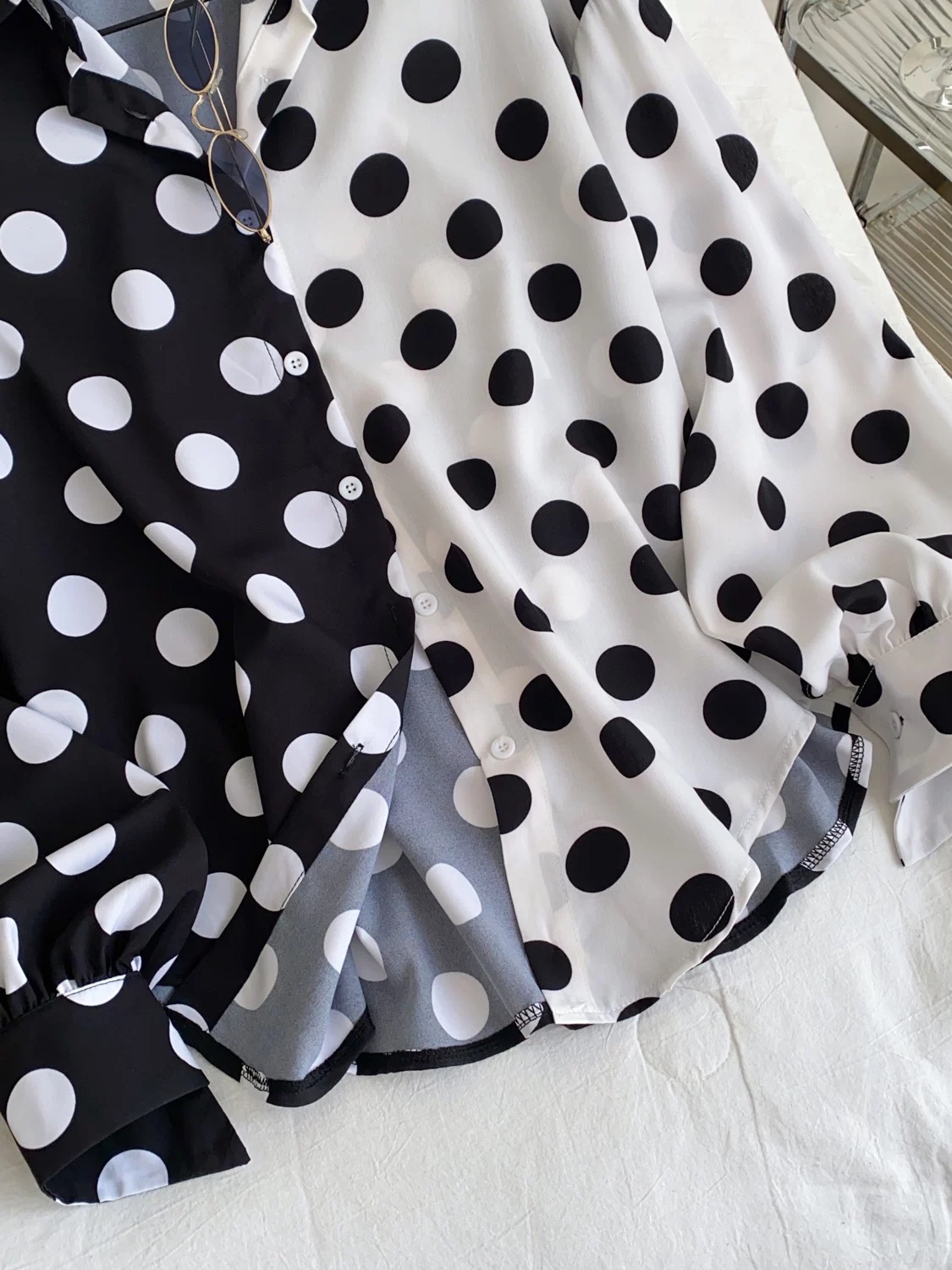 One more kiss blouse BE417 image