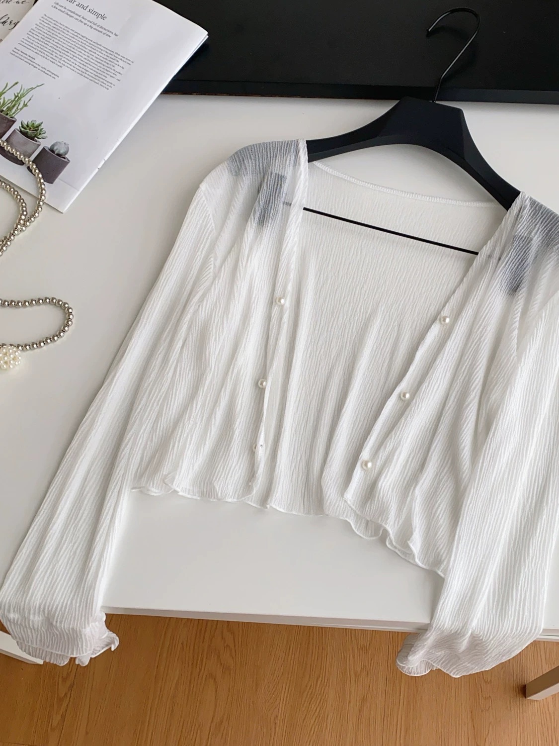 Searching for me top CTO165 image