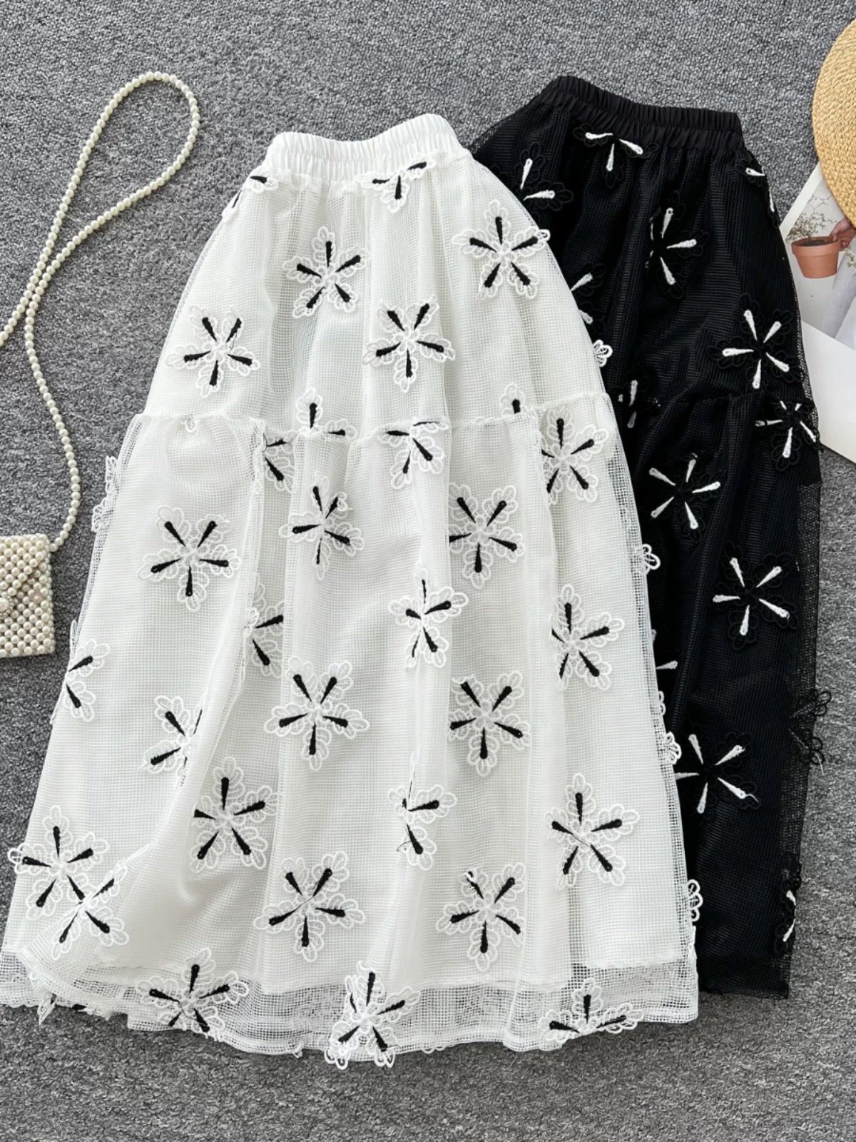 Mutual attraction skirt FS140 image