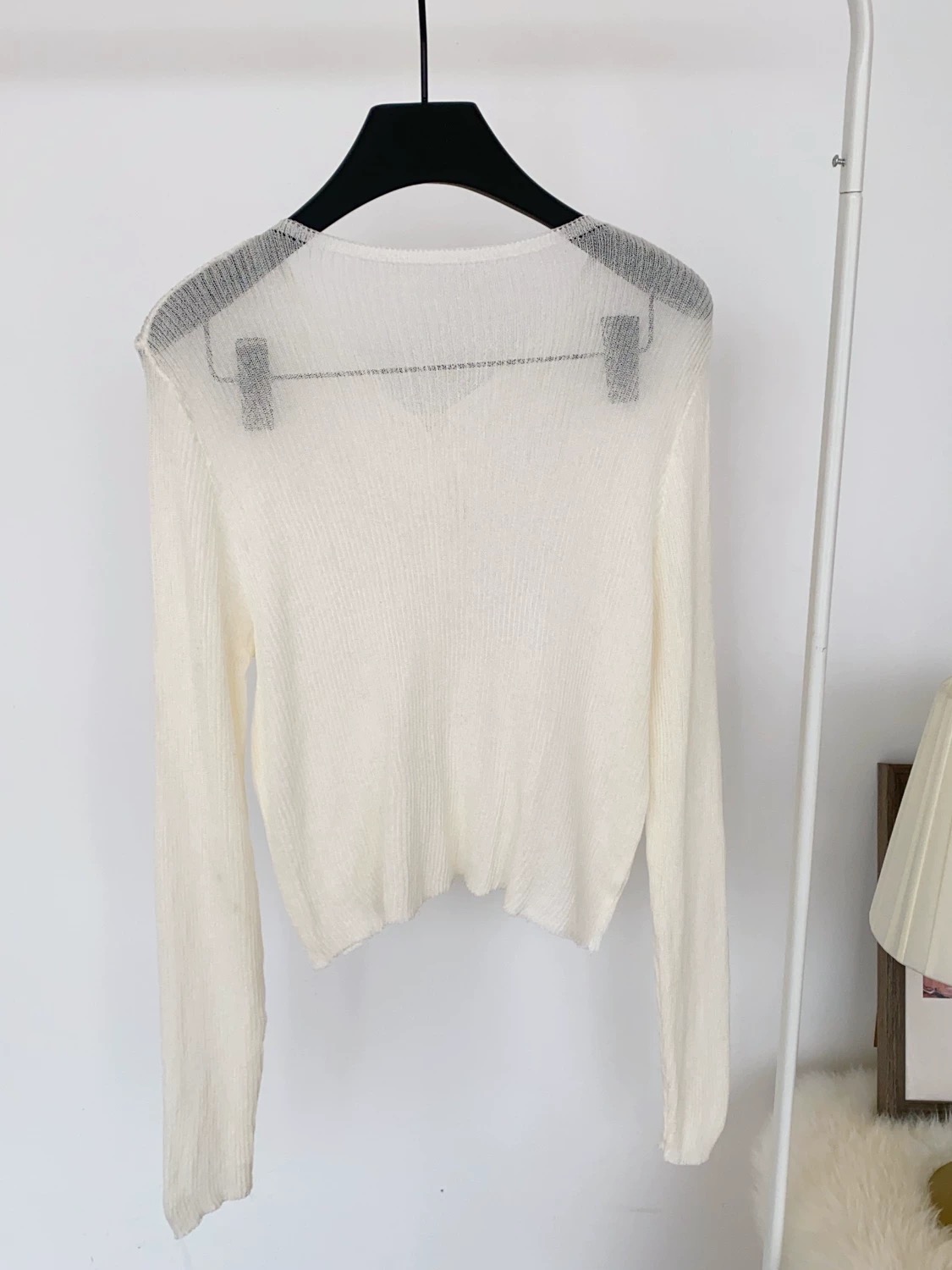 Never let me down top KTO227 image