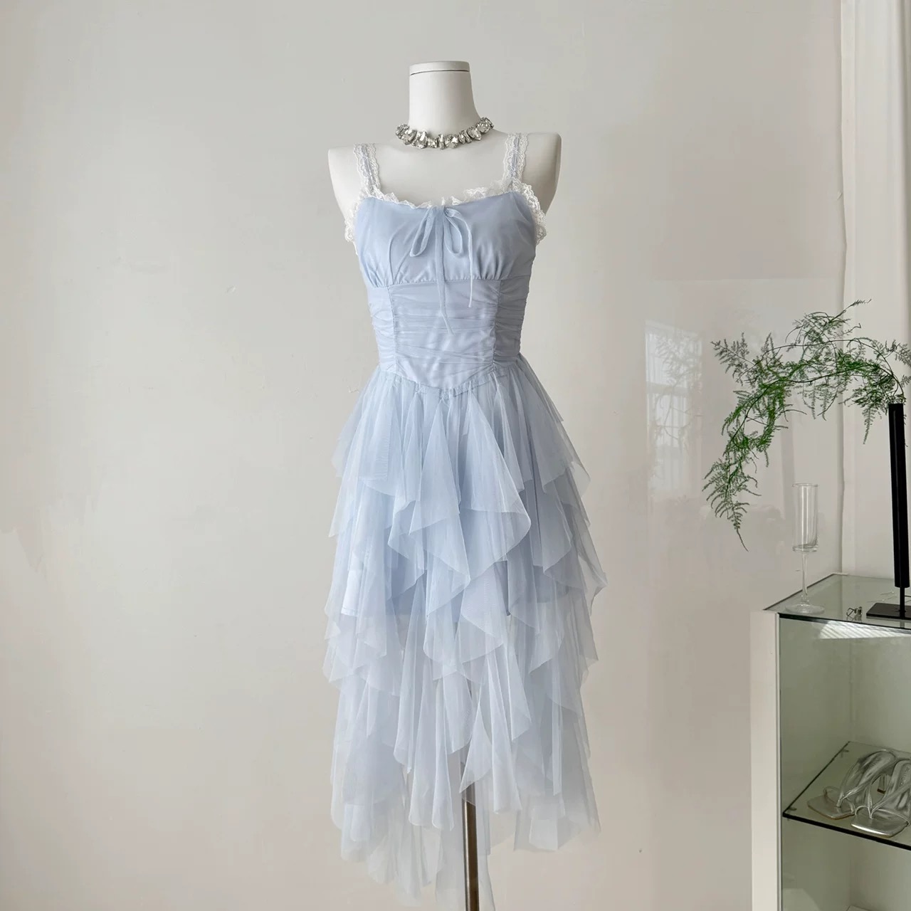 Don’t care dress CD217 image