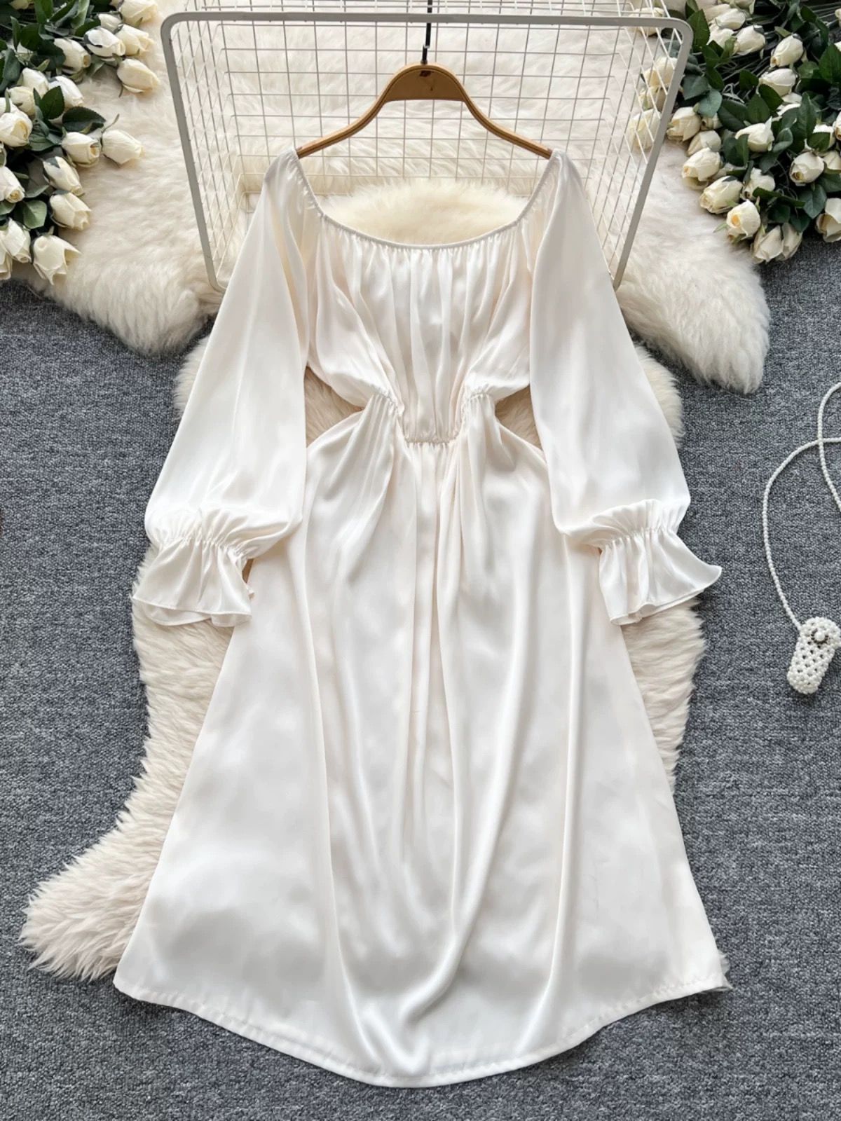 Raging beauty silk night dress SW127 image