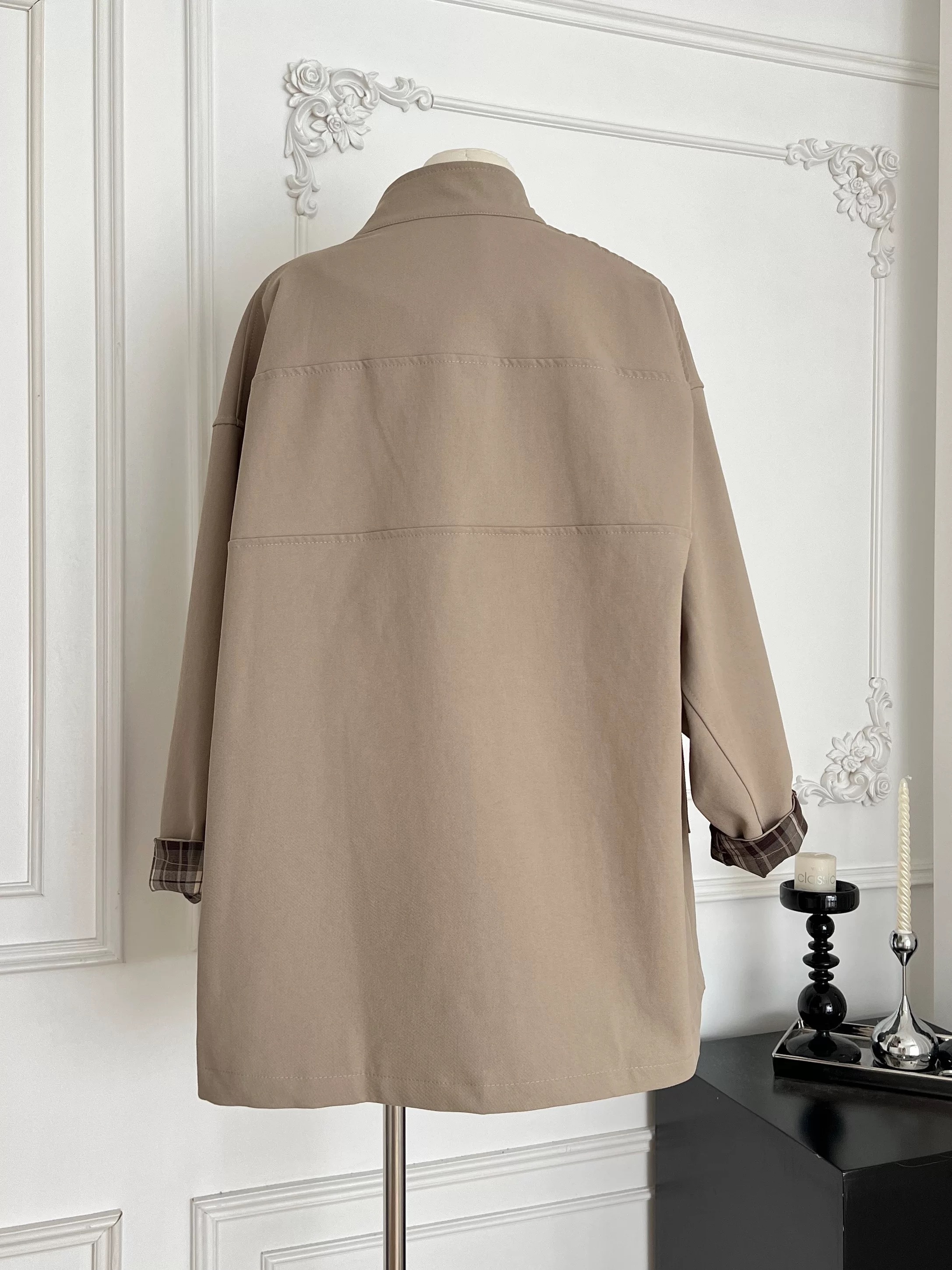 The land racing  coat COA180 image