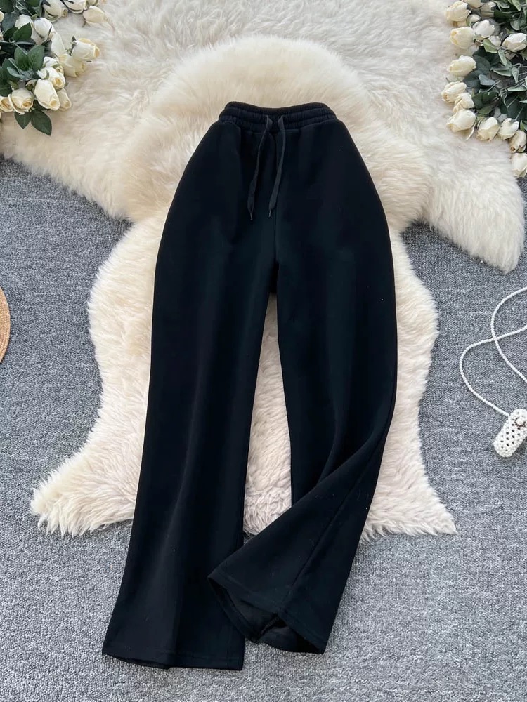 Closet staple sweat pants  CP77 image