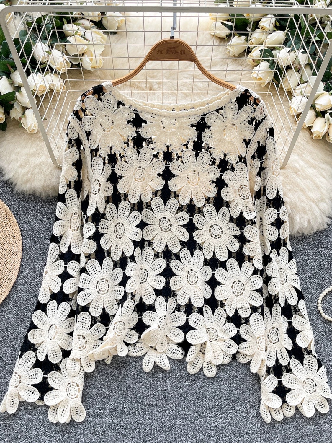 Western world crotchet top KTO282 image