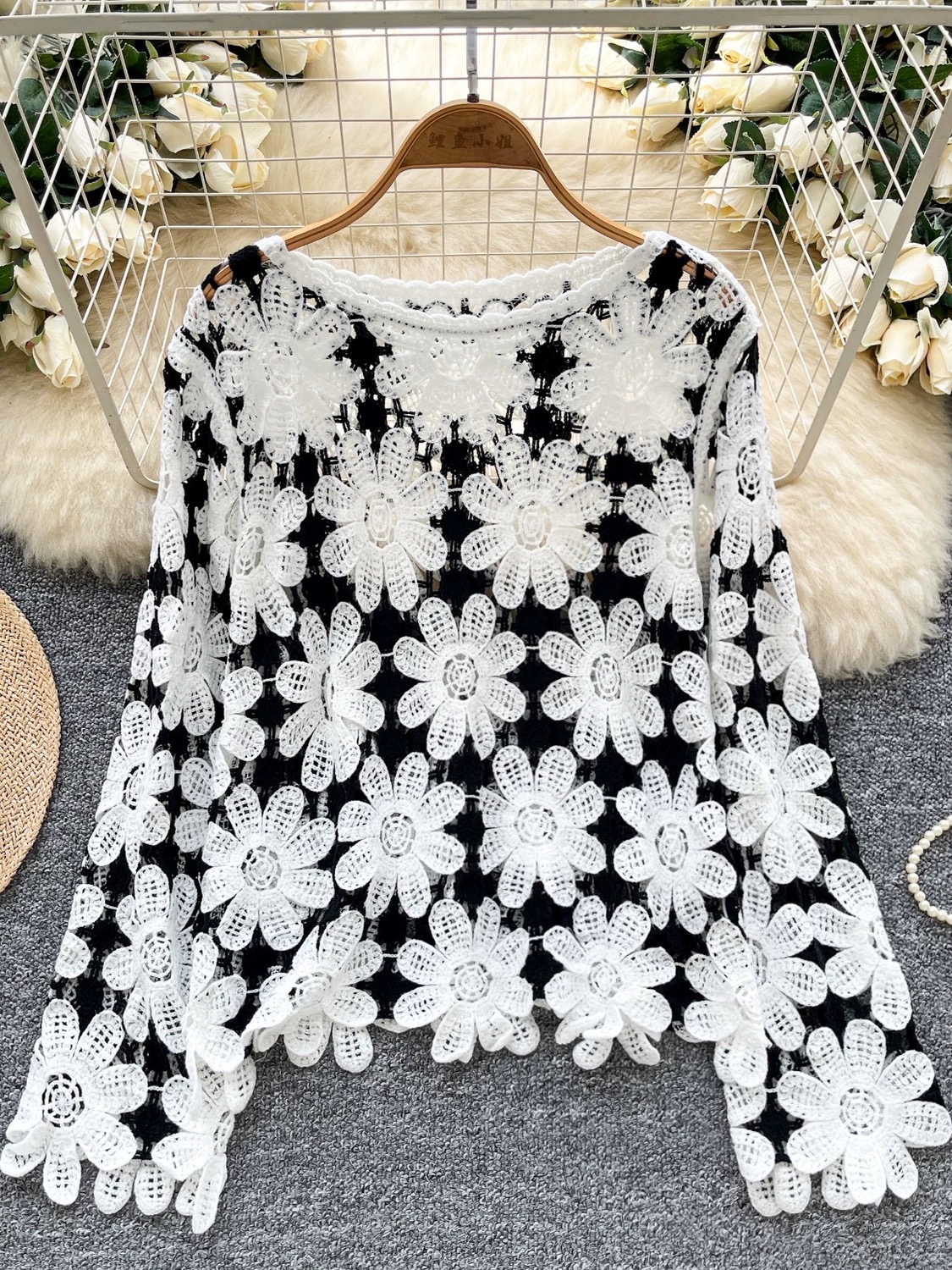 Western world crotchet top KTO282 image