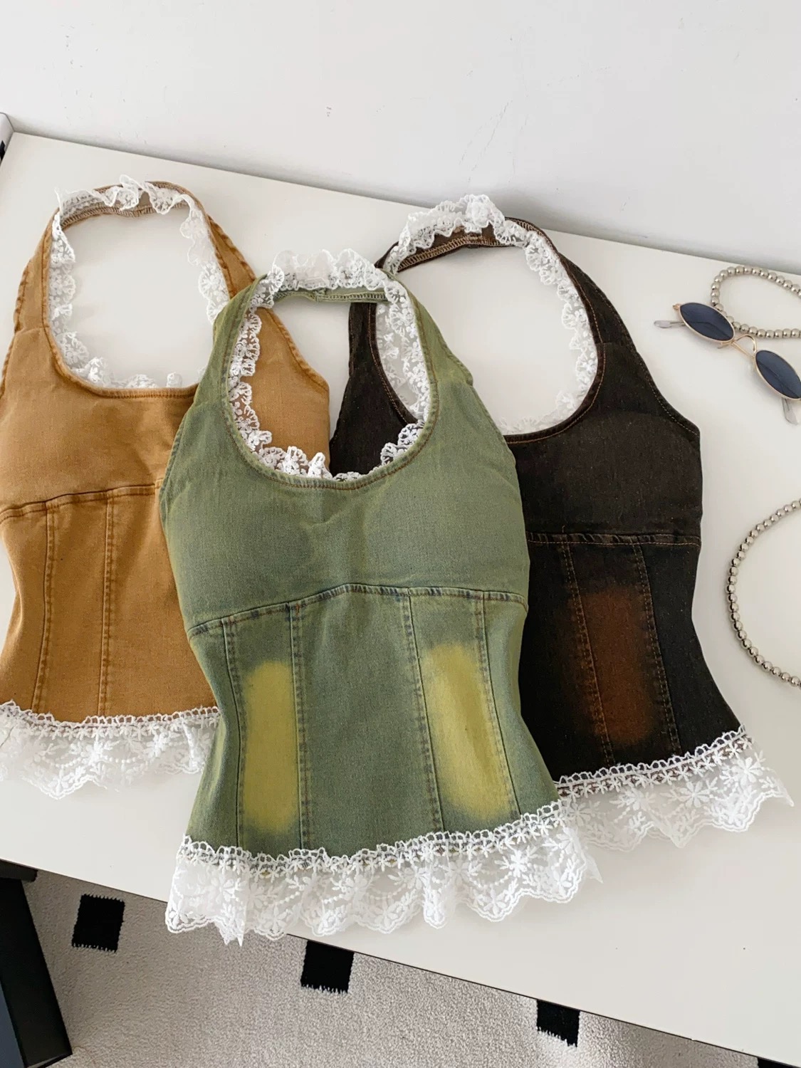 Dangerous emotions top DTO135 image