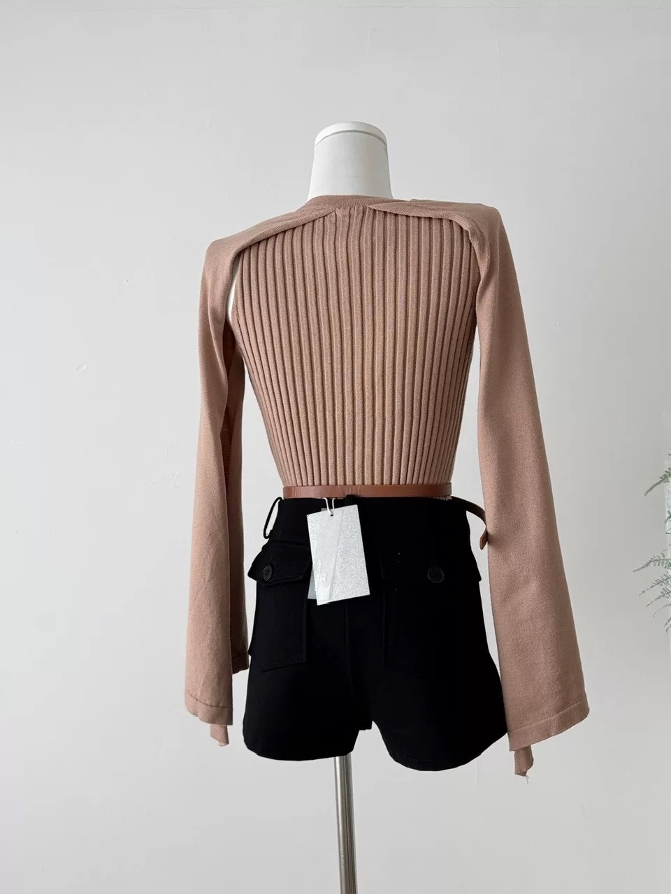 Love in the dark top KTO270 image