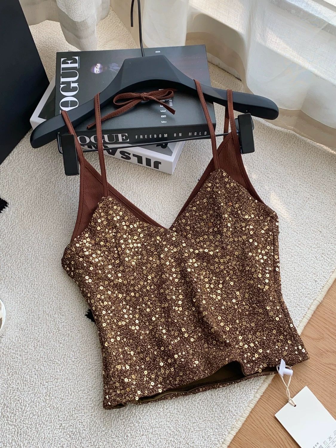 Flaunt what you got top CTO300 image