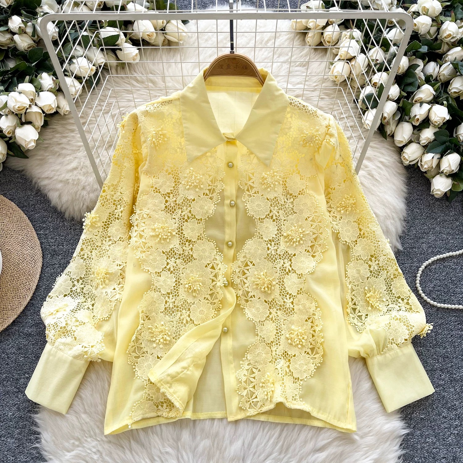 Forgetting you blouse BE344 image