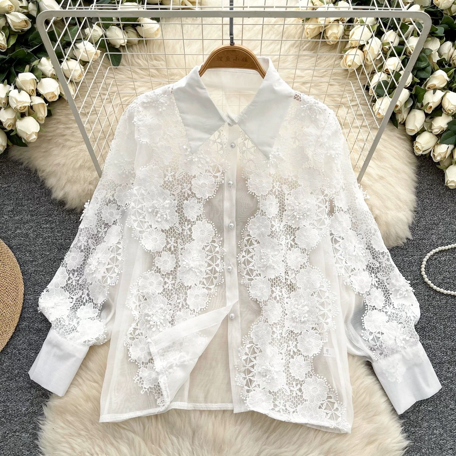 Forgetting you blouse BE344 image