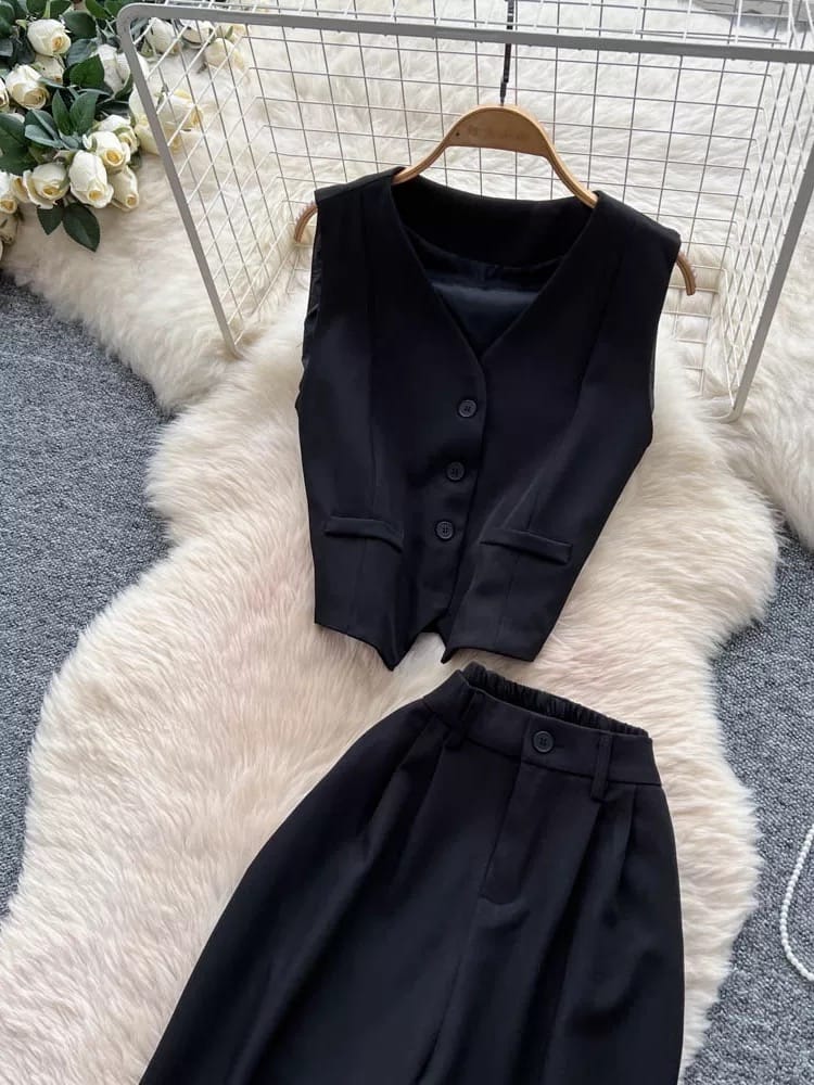 Can’t tame me set FTP342 image