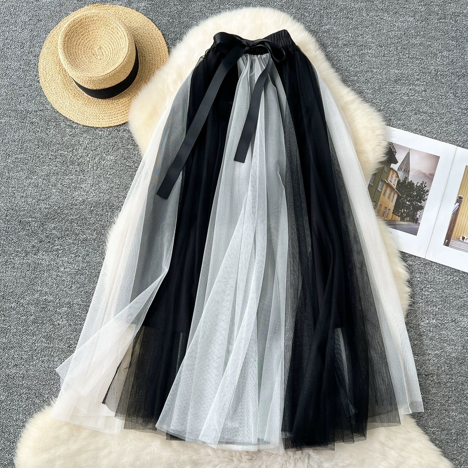 Late arrival skirt CS219 image