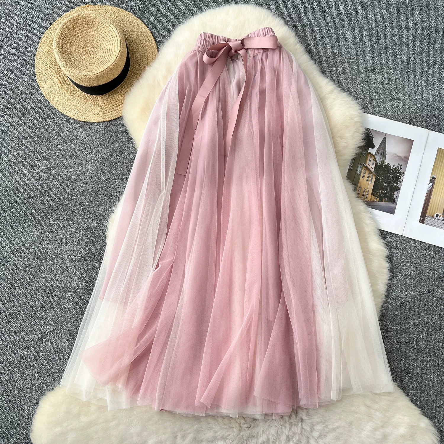 Late arrival skirt CS219 image