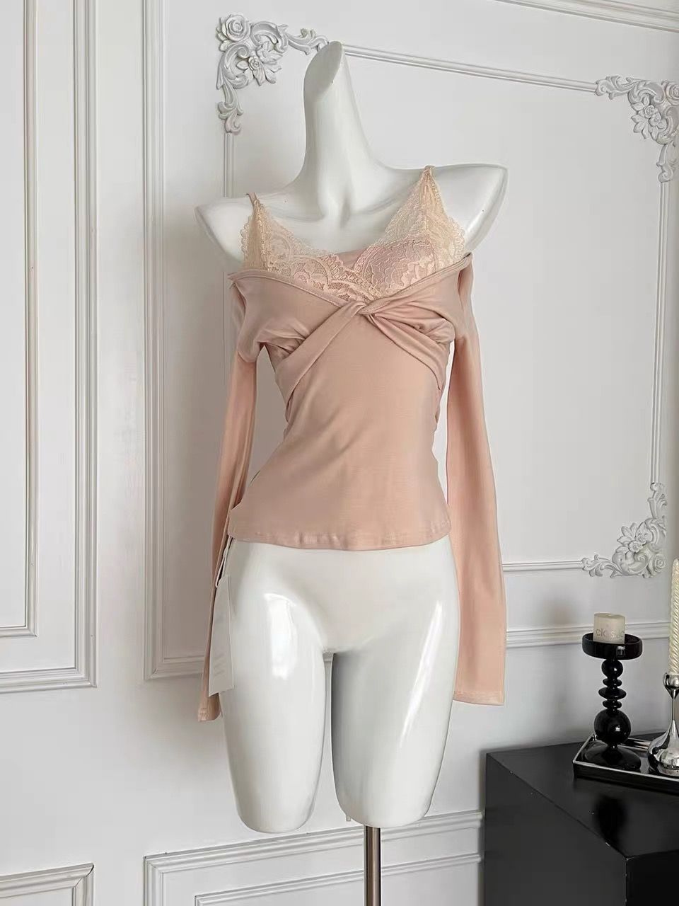 West side views top CTO749 image