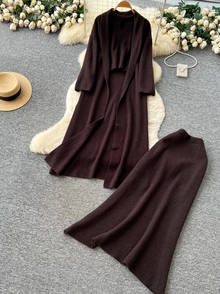 A bit flirty set STP100 image