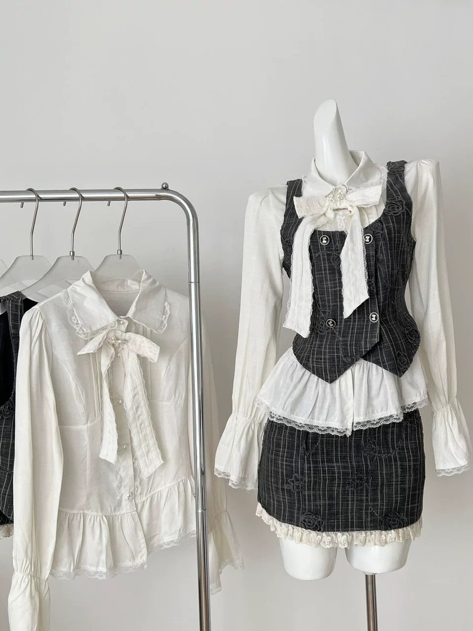 She’s bossy set FTP321 image