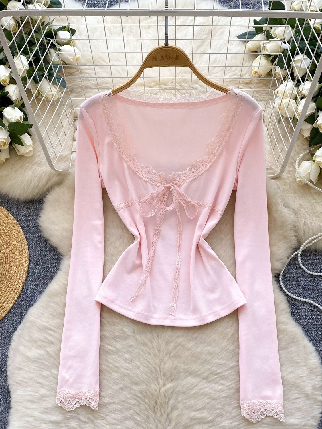 Look but don’t talk top CTO332 image