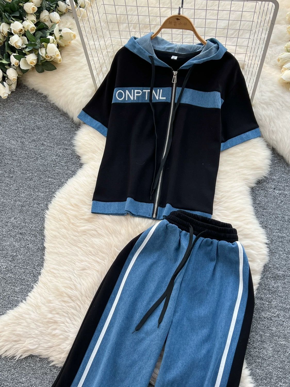 Outside is calling set DTP161 image