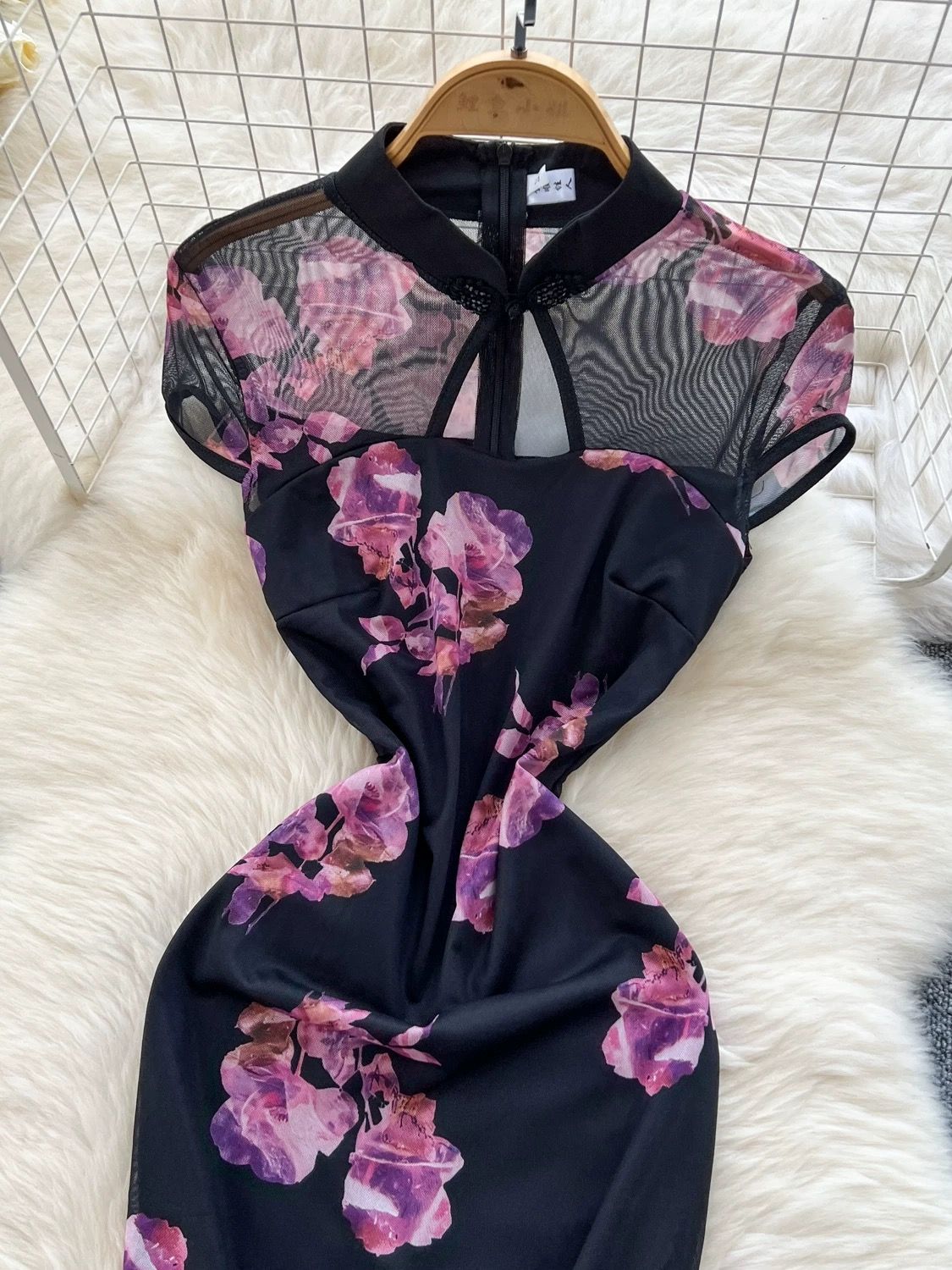 Bottle service qipao dress Q204 image