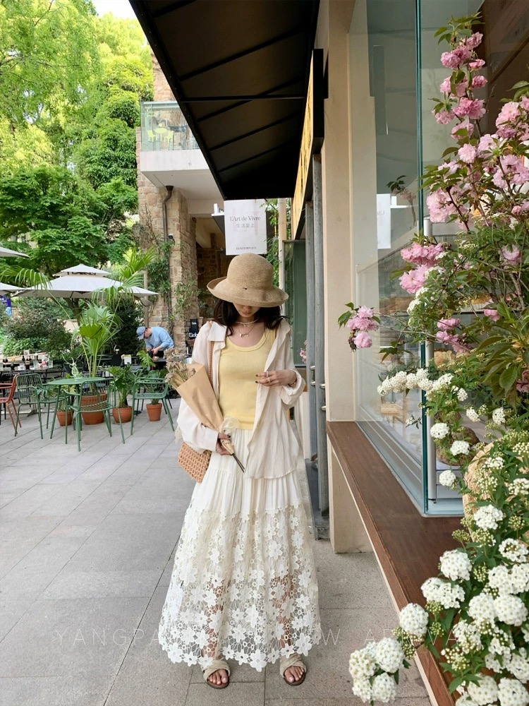 Bold and beautiful skirt CS184 image