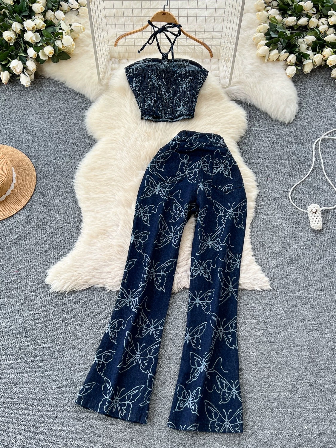 Around the town set DTP157 image