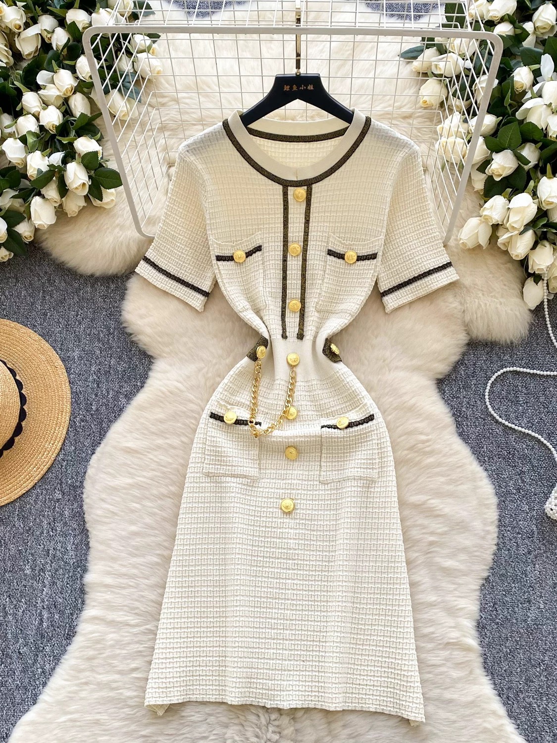 Red carpet diaries dress CD1355 image