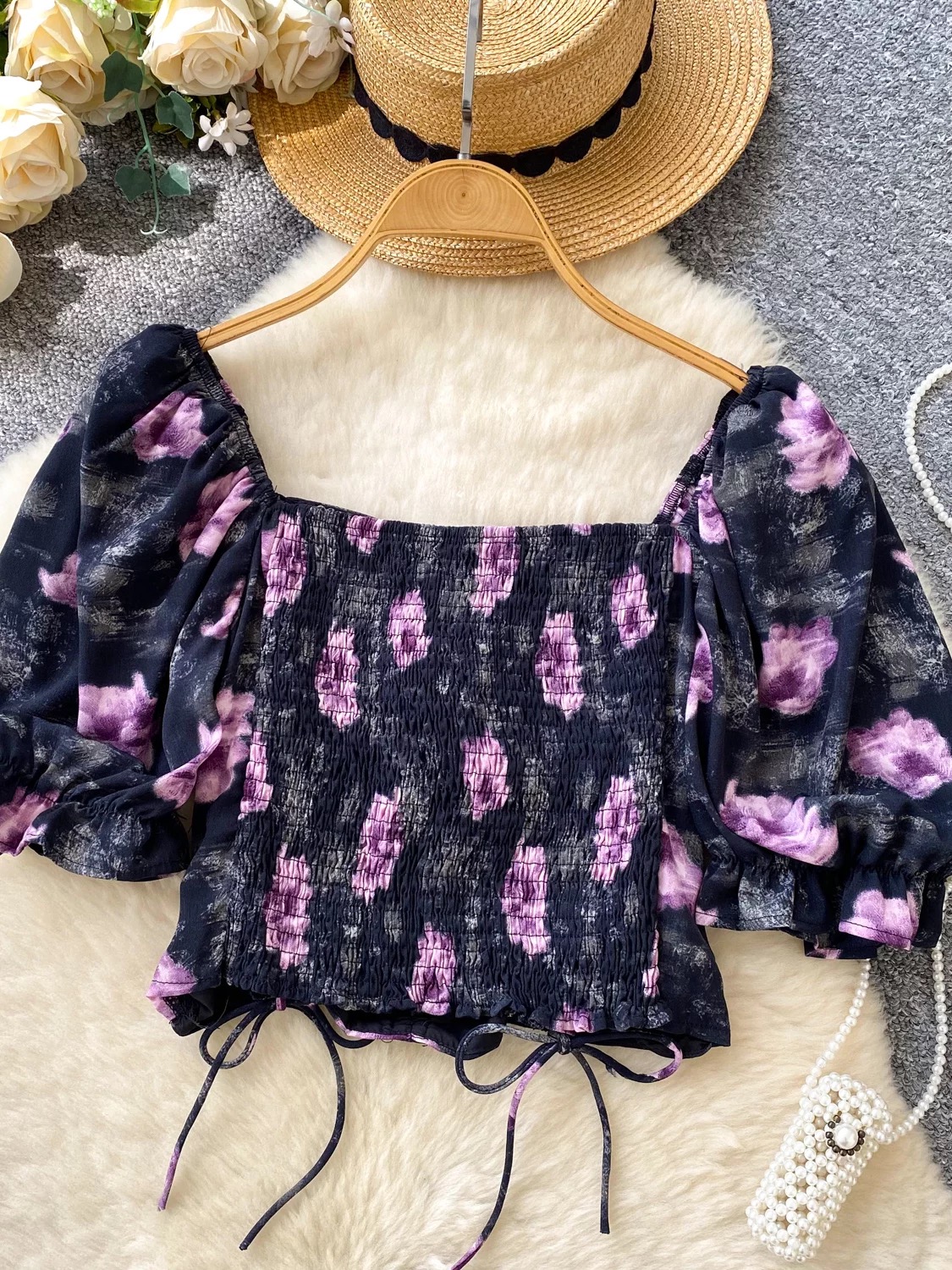 Lost in thought top CTO978 image