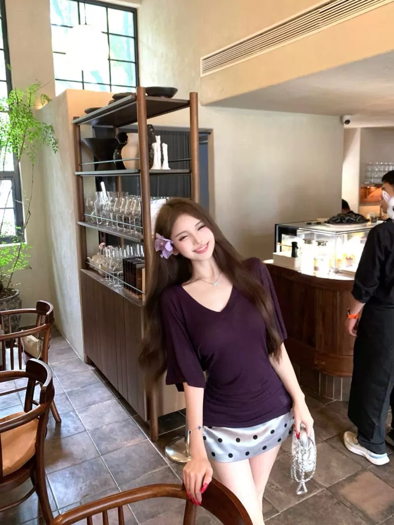 Serving looks top CTO994 image