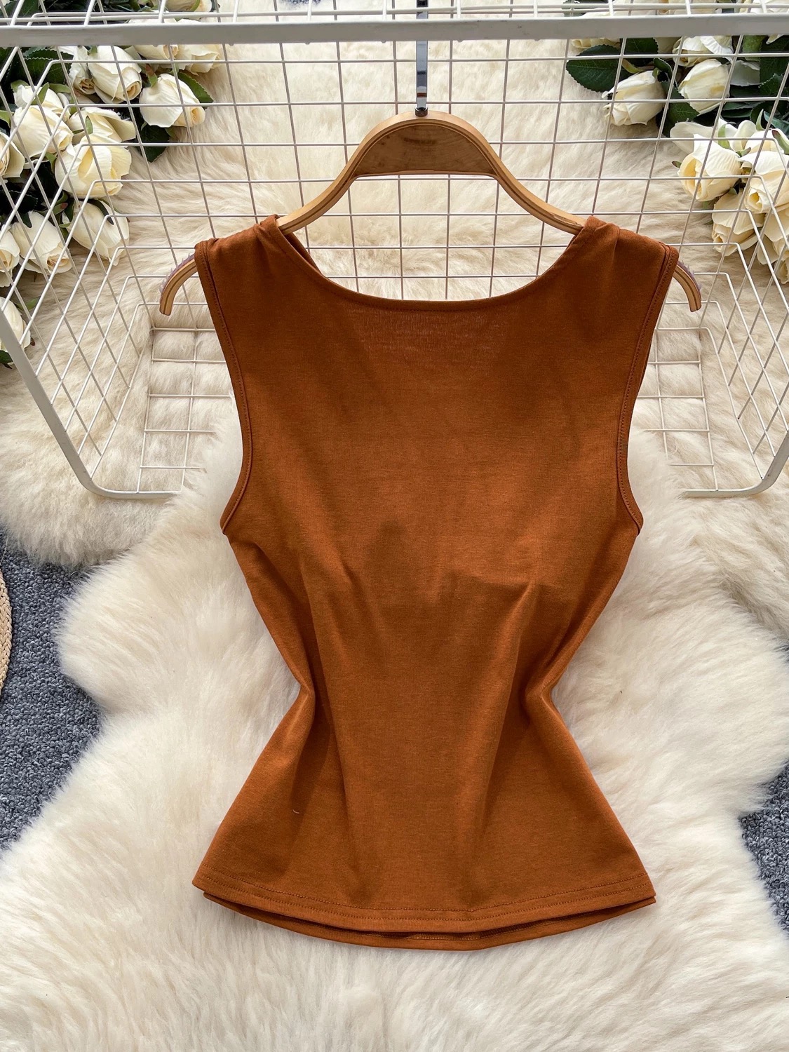 More to desire top CTO998 image